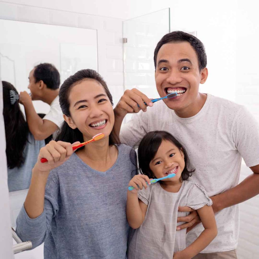 cara mengajarkan anak 1 tahun sikat gigi